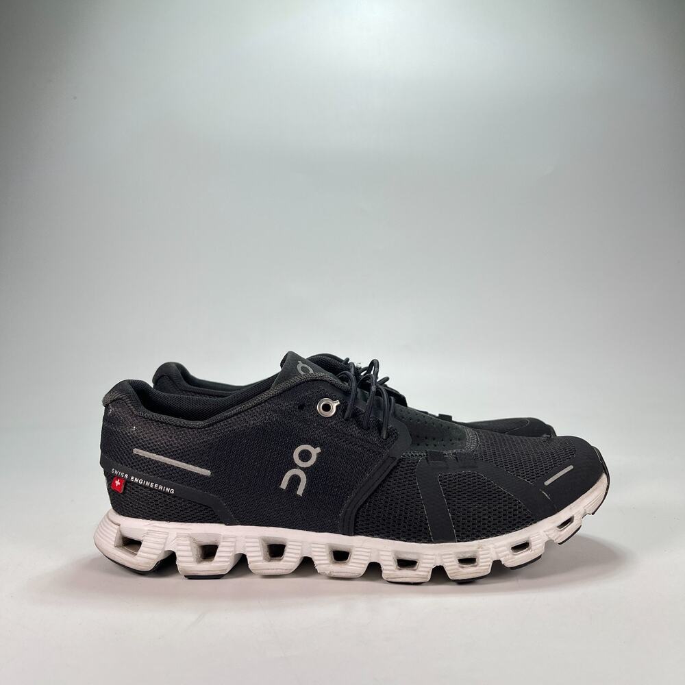 On Cloud 6 Black White Athletic Lightweight Comfort Running Shoes Women’s Sz 7.5